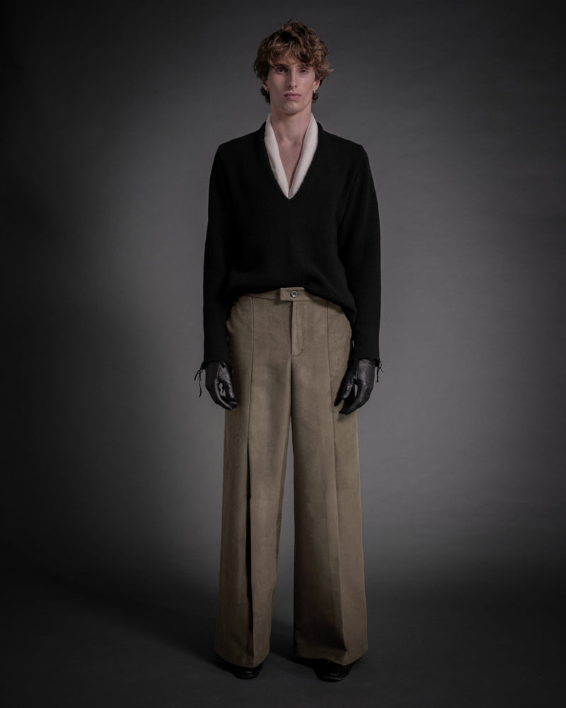 Pleated Wide Trouser